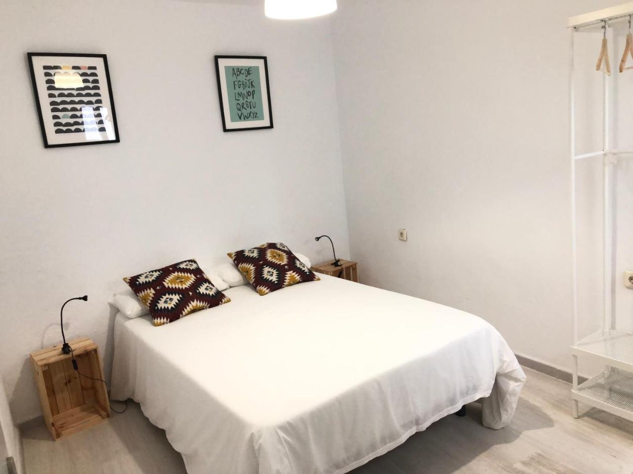 Ch II Apartments Zona De Ocio Nocturno كونيل ذي لا فرونتيرا المظهر الخارجي الصورة